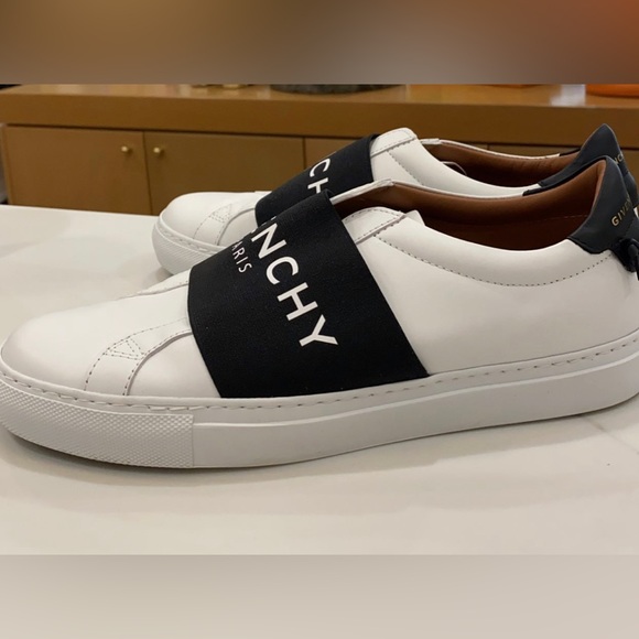 Givenchy City Court Slip On Sneaker- Sz 38 - Picture 3 of 5